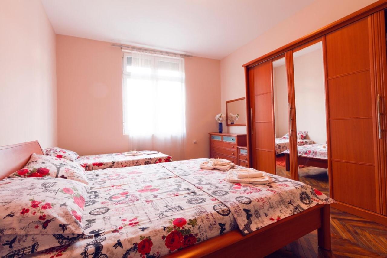 Apartment Sofija Nis Luaran gambar